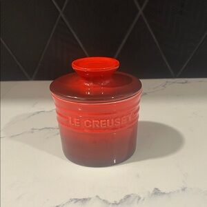 Le Creuset Cerise Bellcrock